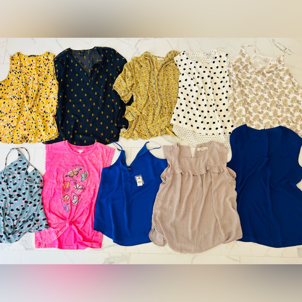 Women’s Medium Clothing Blouse/Top Bundle ($200+ value)